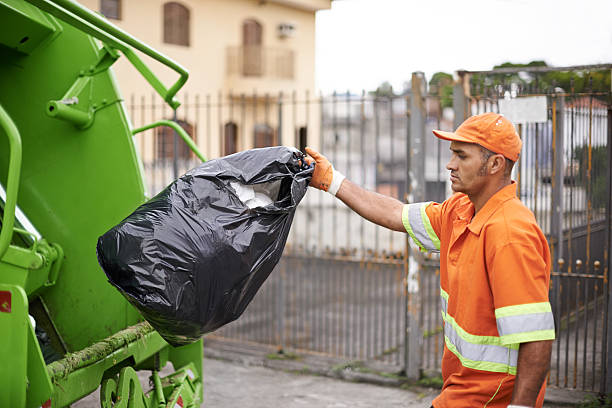 Best Yard Waste Removal  in Lindale, TX